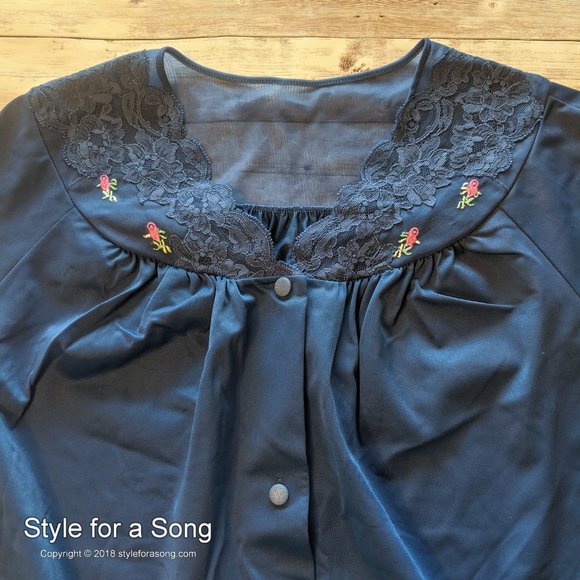 Vintage Mid Century Navy Silky Pajama Set 38 - Picture 4 of 16